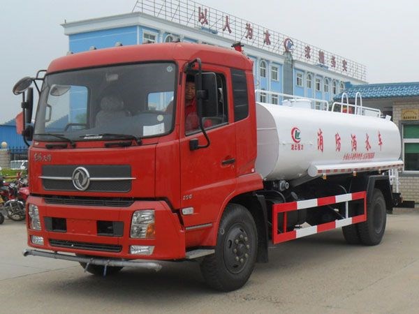 東風(fēng)天錦10噸消防灑水車(chē)